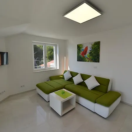 Appartement Petrovac